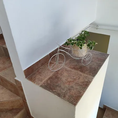 With Parking Space - 10429 Пула