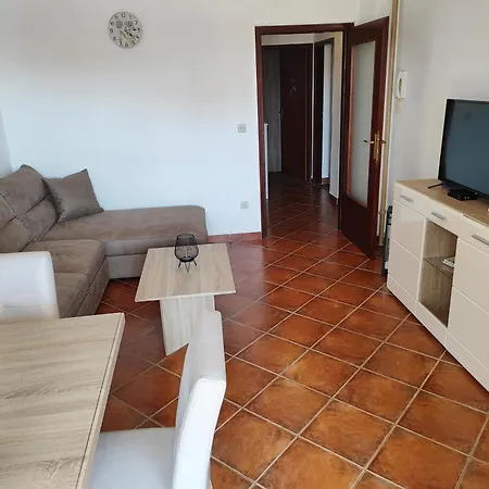 With Parking Space - 10429 Пула