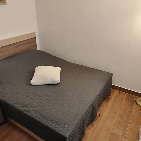 With Parking Space - 10429 Appartamento